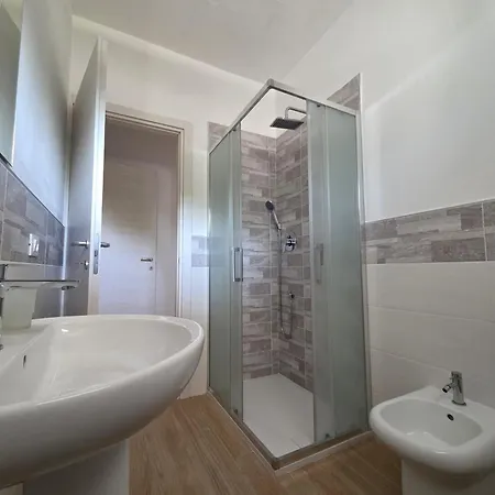 Apartment Morelli - Via Litoranea 80 *